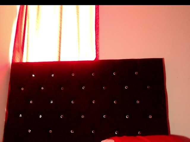 katyGaze live cam on BongaCams