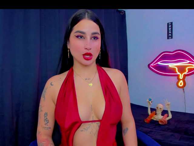 sunshine-uwu22 live cam on BongaCams