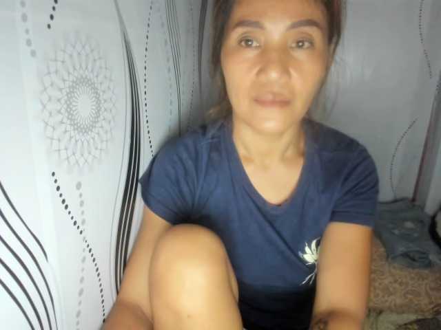 Sweettrouble42 live cam on BongaCams