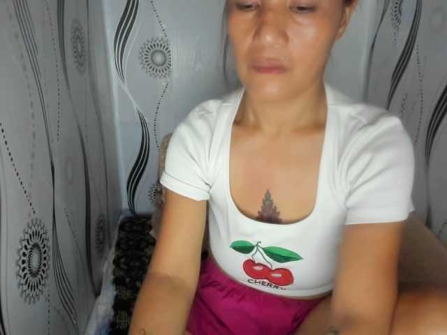 Sweettrouble42 live cam preview