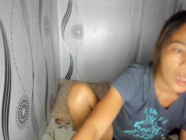Sweettrouble42 live cam on BongaCams