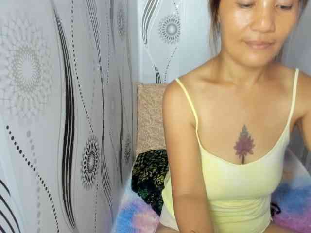 Sweettrouble42 Live Webcam on BongaCams