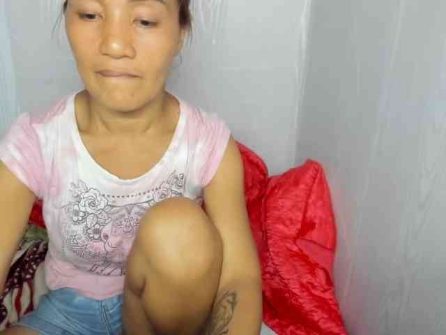 Sweettrouble42 webcam