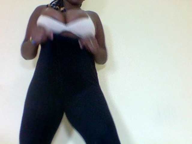 Sexxyladies live cam on BongaCams