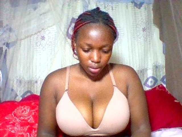 Sexxyladies live cam on BongaCams