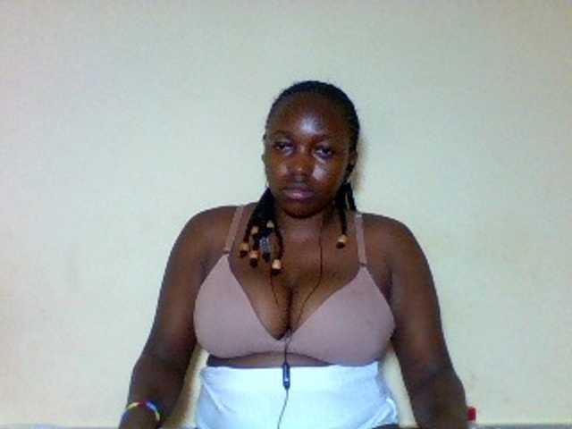 Sexxyladies live cam on BongaCams