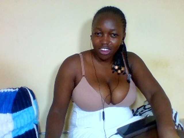Sexxyladies live cam on BongaCams