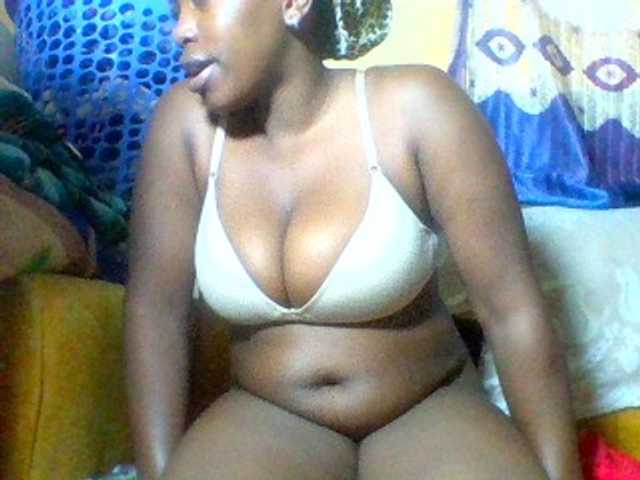 Sexxyladies live cam on BongaCams