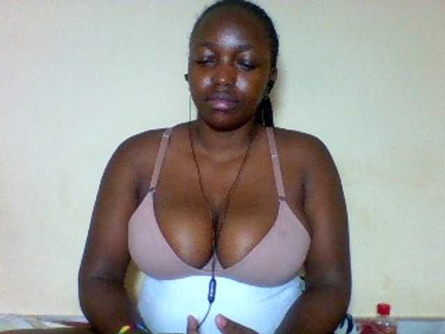 Sexxyladies live cam on BongaCams