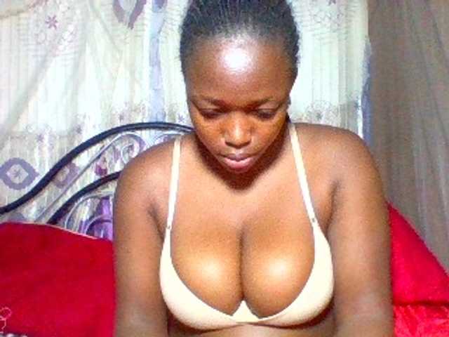 Sexxyladies live cam on BongaCams