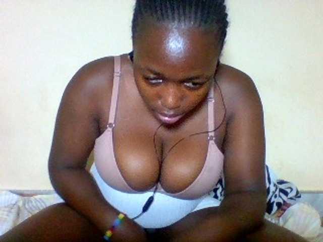 Sexxyladies live cam on BongaCams