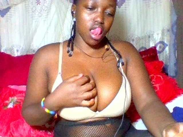 Sexxyladies live cam on BongaCams