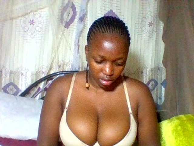 Sexxyladies live cam on BongaCams