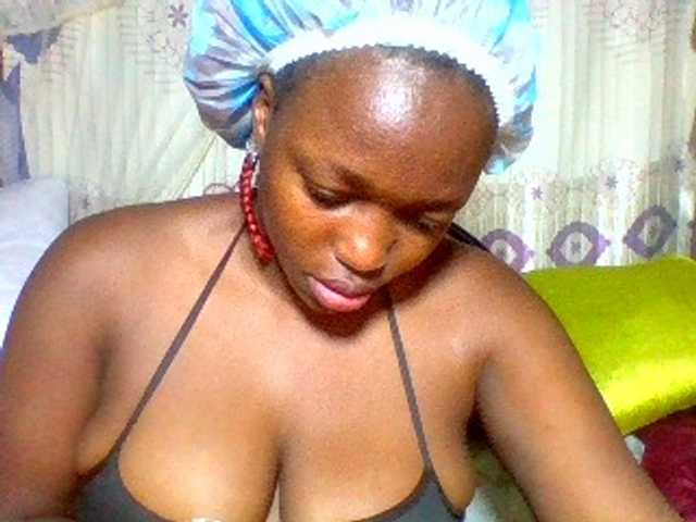 Sexxyladies live cam on BongaCams