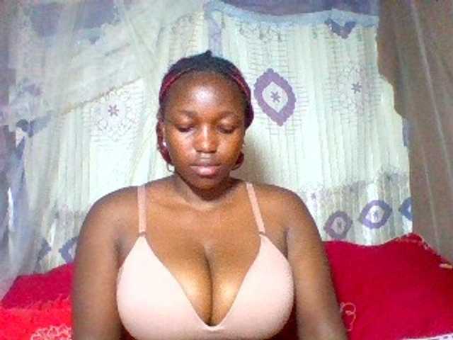 Sexxyladies live cam on BongaCams