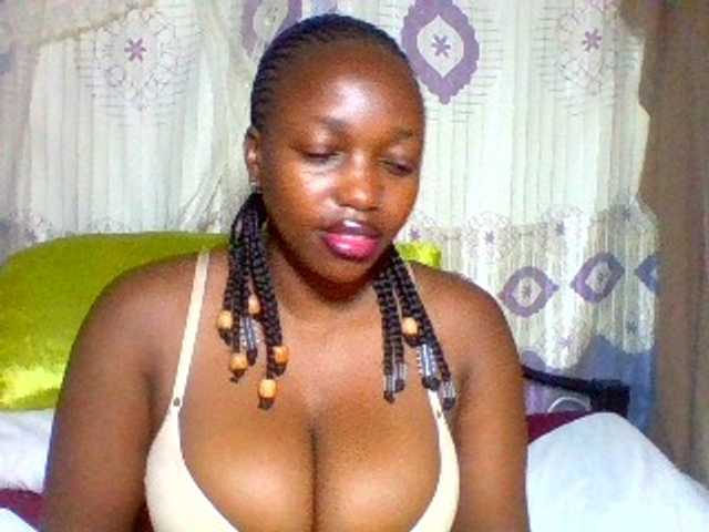 Sexxyladies live cam on BongaCams