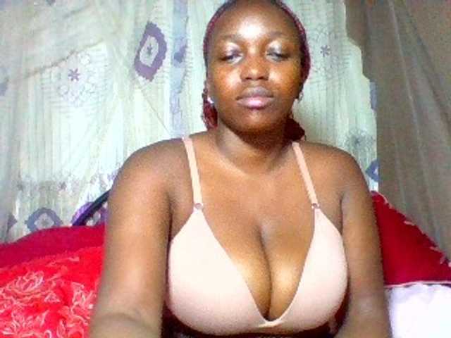Sexxyladies live cam on BongaCams
