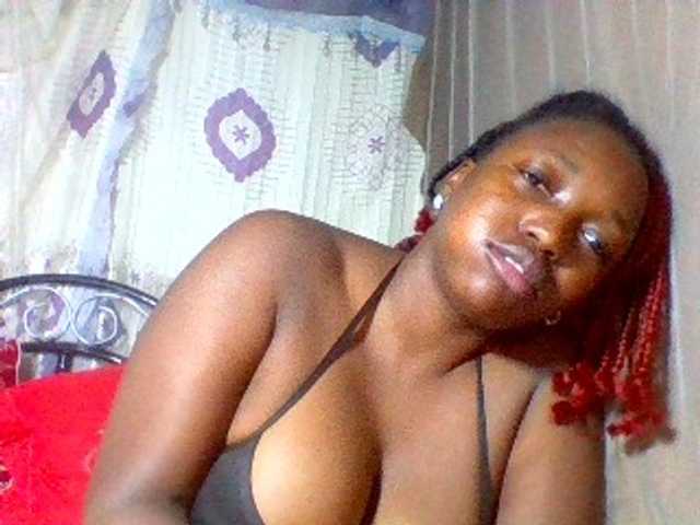 Sexxyladies live cam on BongaCams