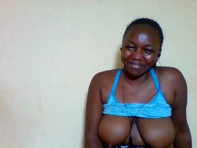 Sexxyladies live cam on BongaCams