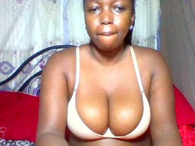 Sexxyladies live cam on BongaCams