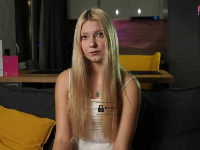 ange-linka live cam on BongaCams