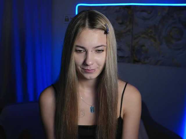 ange-linka live cam on BongaCams