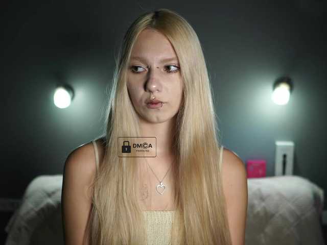 ange-linka live cam on BongaCams