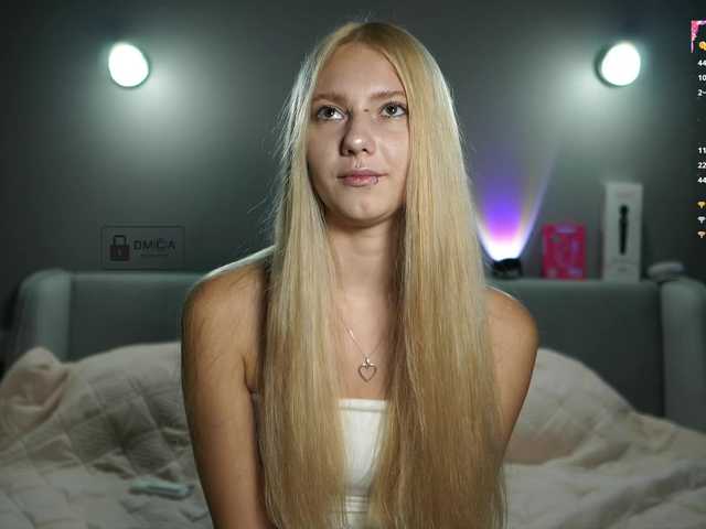ange-linka live cam on BongaCams