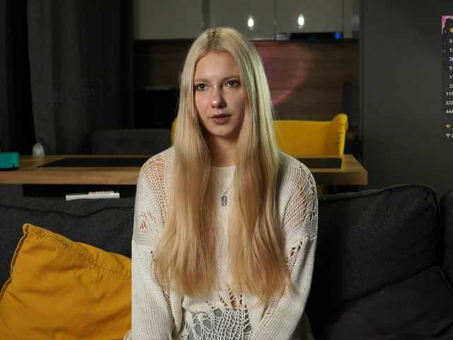 AngelinkaKitty live cam preview