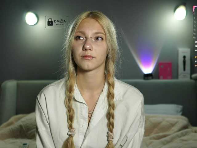 ange-linka live cam on BongaCams