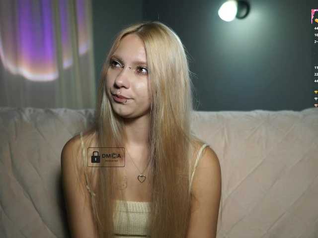 ange-linka live cam on BongaCams