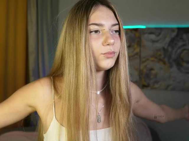 ange-linka live cam on BongaCams