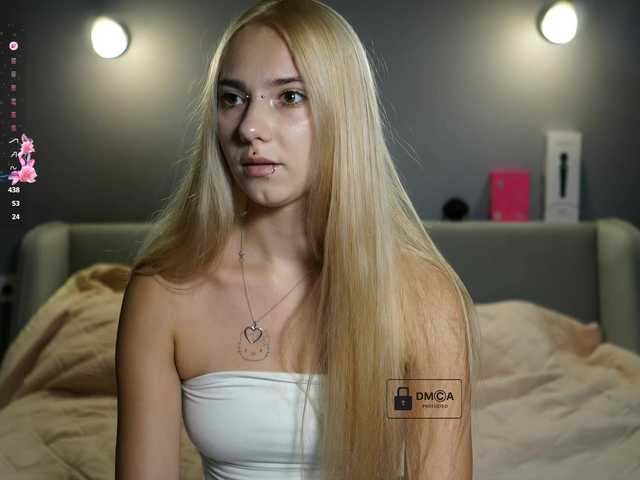 ange-linka live cam on BongaCams