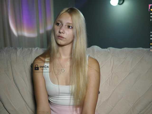 ange-linka live cam on BongaCams