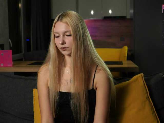 ange-linka live cam on BongaCams