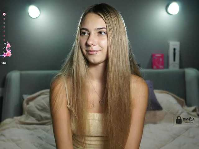 ange-linka live cam on BongaCams