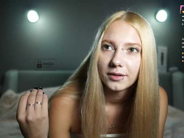ange-linka live cam on BongaCams