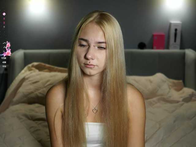 ange-linka live cam on BongaCams
