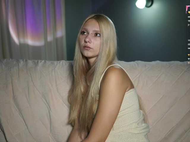 ange-linka live cam on BongaCams