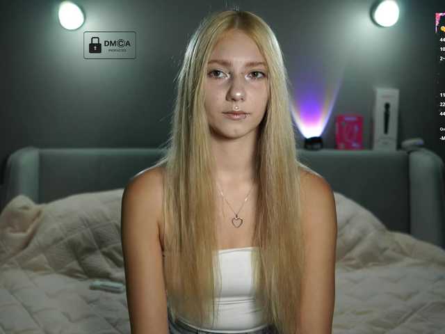 ange-linka live cam on BongaCams