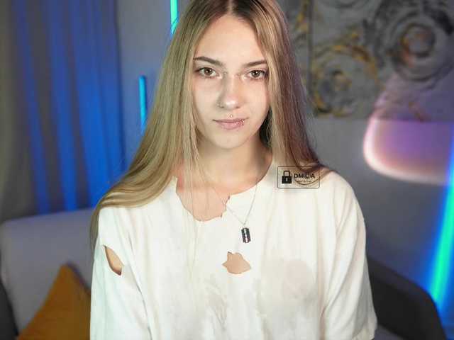 ange-linka live cam on BongaCams