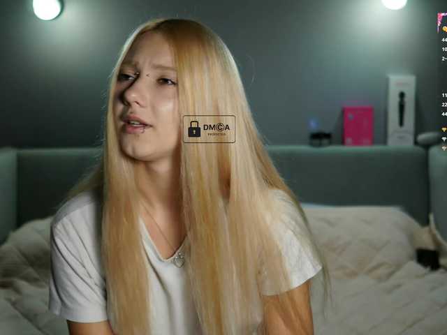 ange-linka live cam on BongaCams