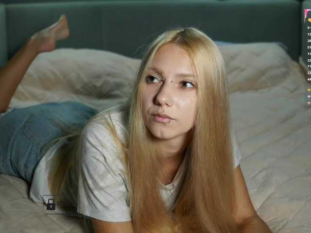 ange-linka live cam on BongaCams