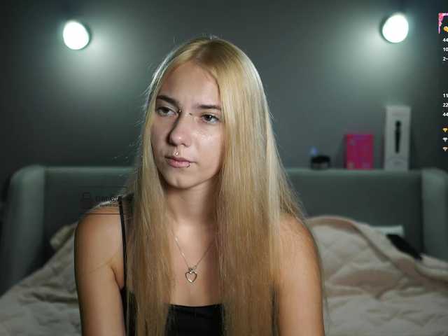 ange-linka live cam on BongaCams