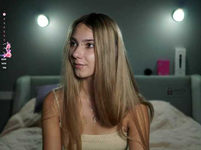 ange-linka live cam on BongaCams