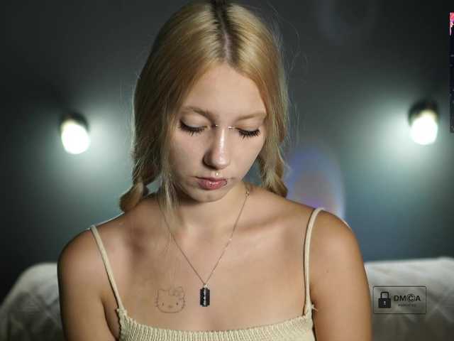 ange-linka live cam on BongaCams