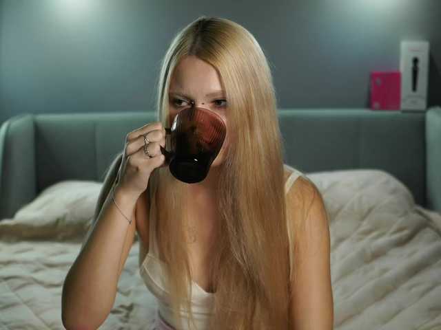 ange-linka live cam on BongaCams