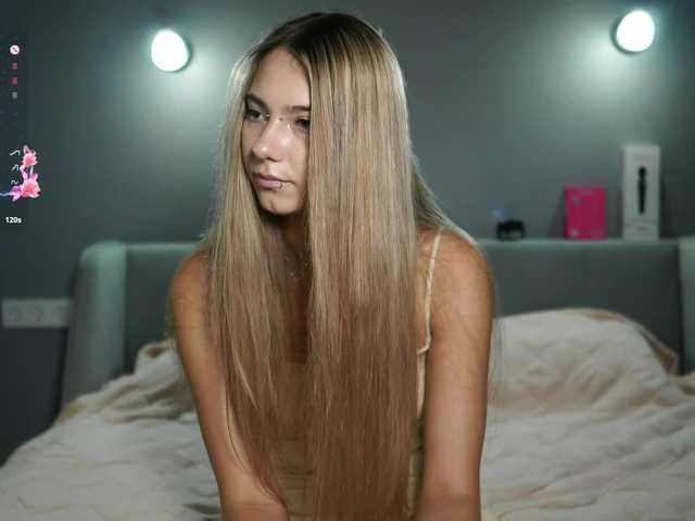 ange-linka live cam on BongaCams