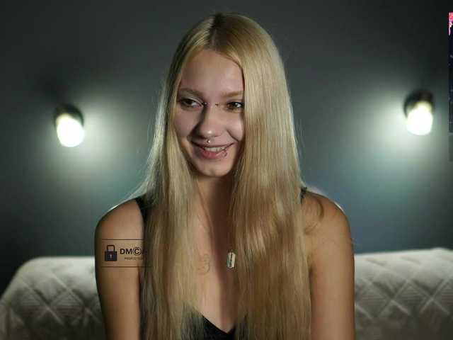 ange-linka live cam on BongaCams