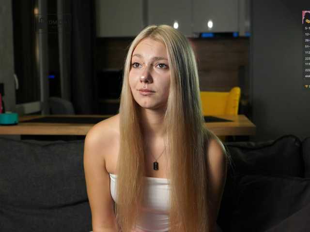 ange-linka live cam on BongaCams